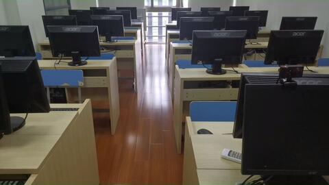 成都與重慶軟件工程師培訓及軟件開發行業前景分析